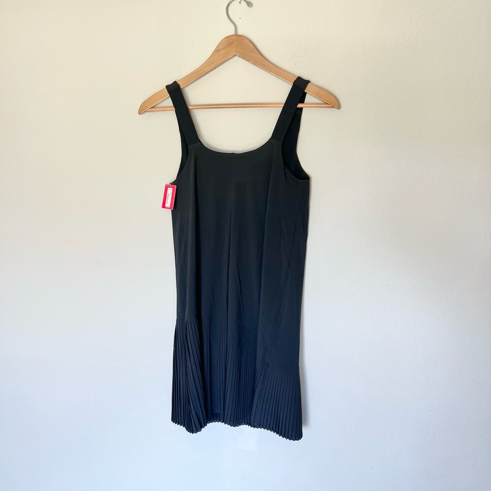 NWT Spanx Yes, Pleats! Exercise Tennis Dress in Very Black - Picture 8 of 9
